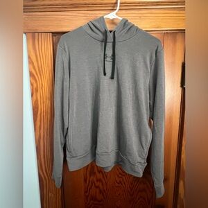 Under Armour women’s loose fit hoodie size L
